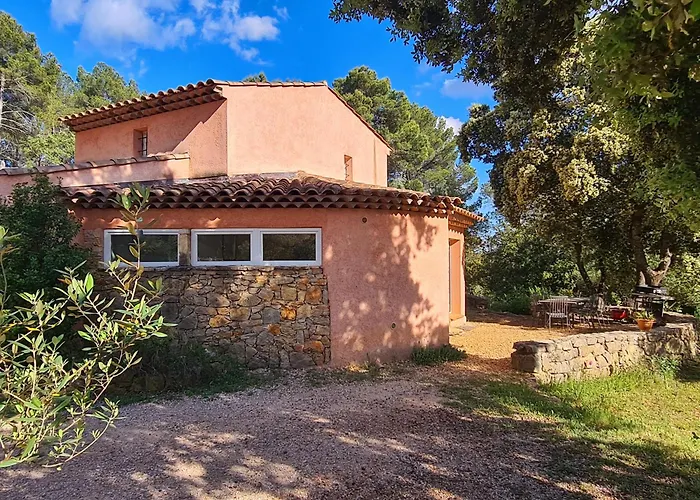 Domaine De L'Echappee Belle