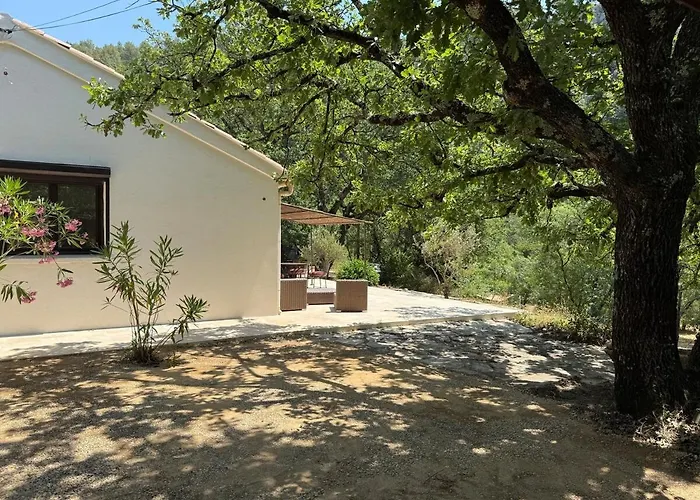 Maison Avec Riviere House With River